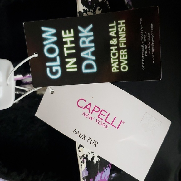 Capelli of New York NWT Glow in the Dark Faux Fur Lined Slip-on Clogs - Picture 3 of 7